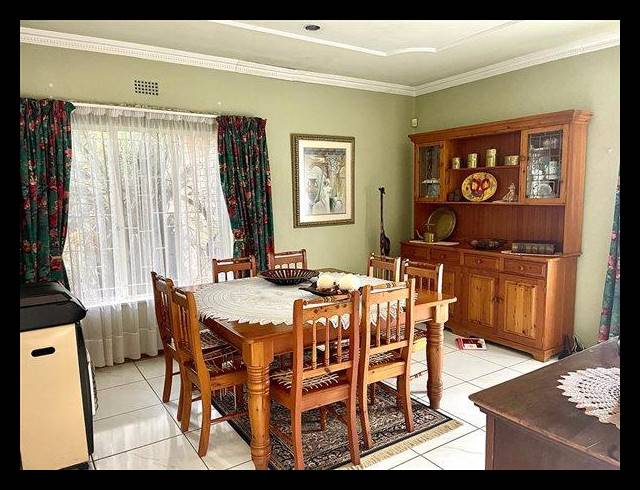 3 BEDROOM TOWNHOUSE FOR SALE IN BIRCHLEIGH